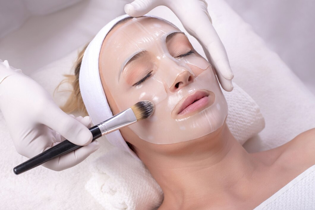 Face Whitening Facial Treatment