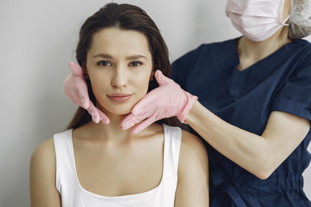Endolift Treatment in Dubai: Transform Your Facial Contours Naturally