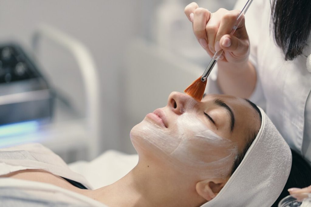 Top Skin Treatments for Acne Scars and Pigmentation in Dubai | Expert Skin Treatments at HMS Fat Freezing