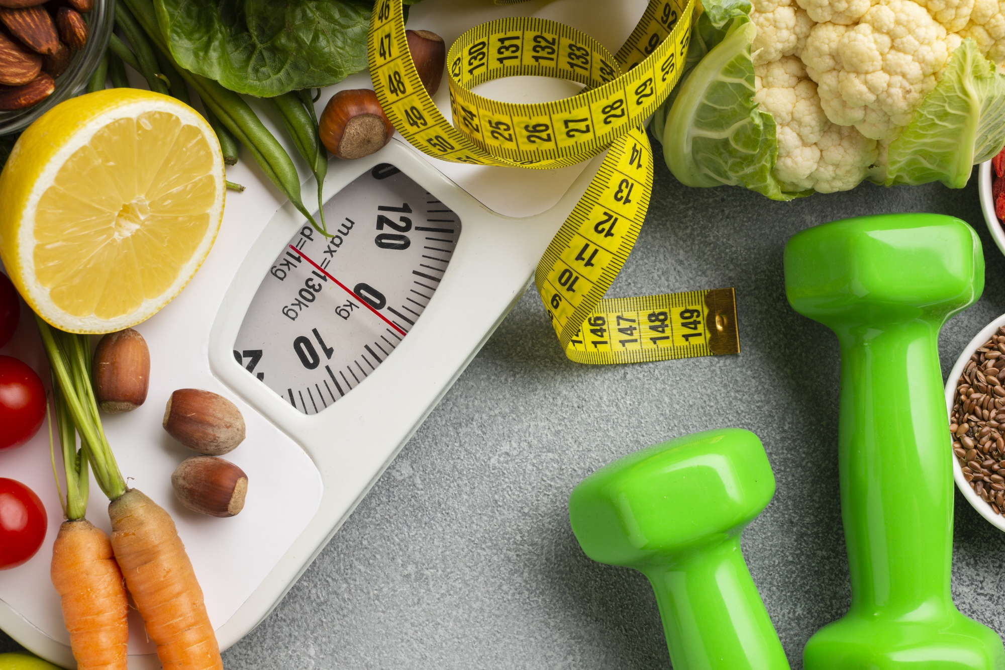 Woman following a healthy Weight Management plan with balanced nutrition, exercise, and professional fat freezing treatment in Dubai